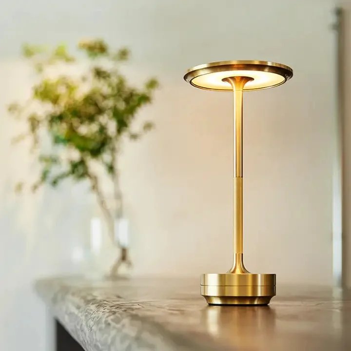 Nimbus Table Lamp